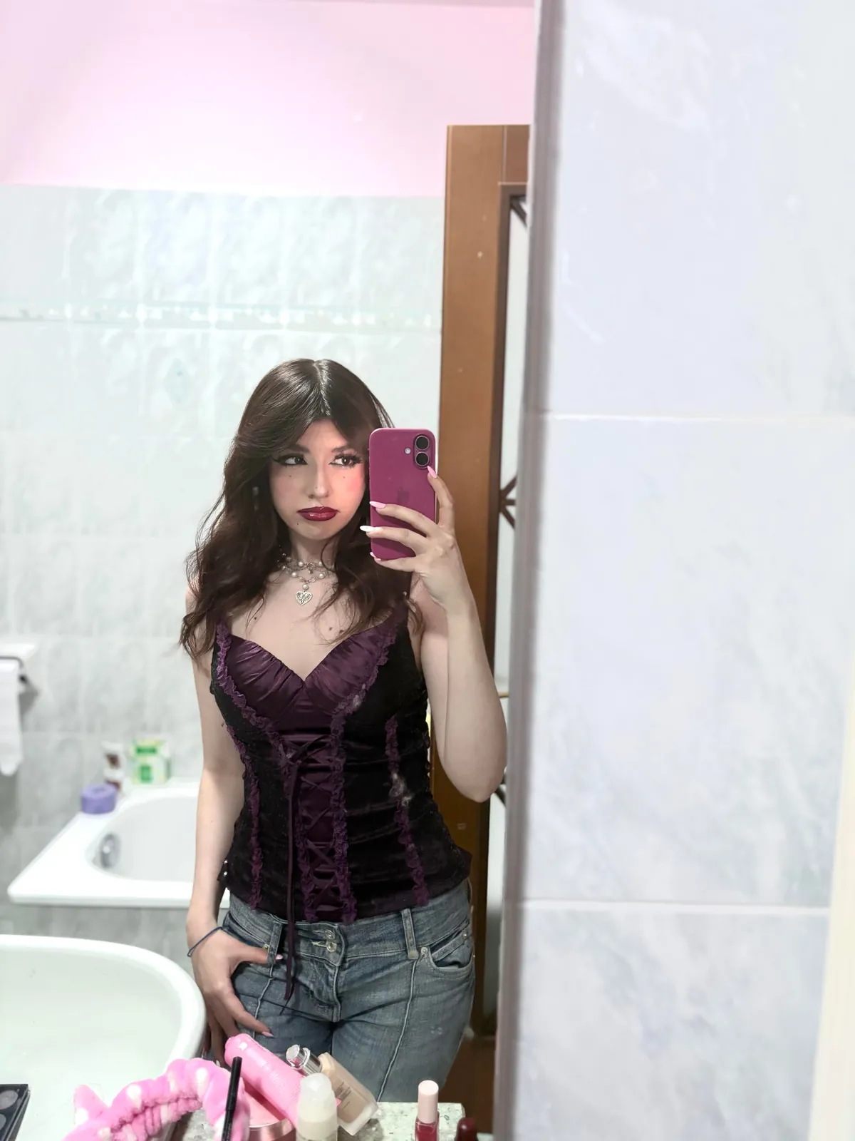 21F never had bf and bed rotting :D