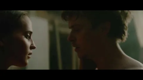 Alicia Vikander-Tulip Fever (2017)