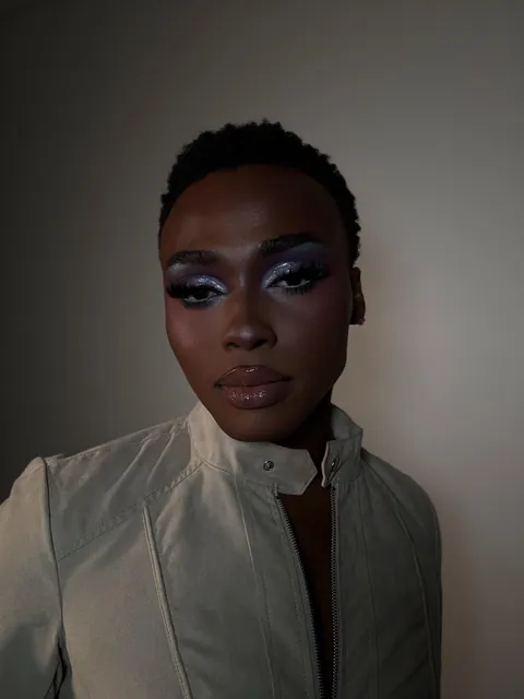 Danessa Myricks Infinite Chrome Flakes Glitter