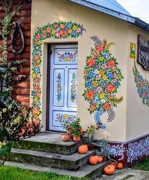 90 years old Agnes Kasparkova turns her small village into an art gallery