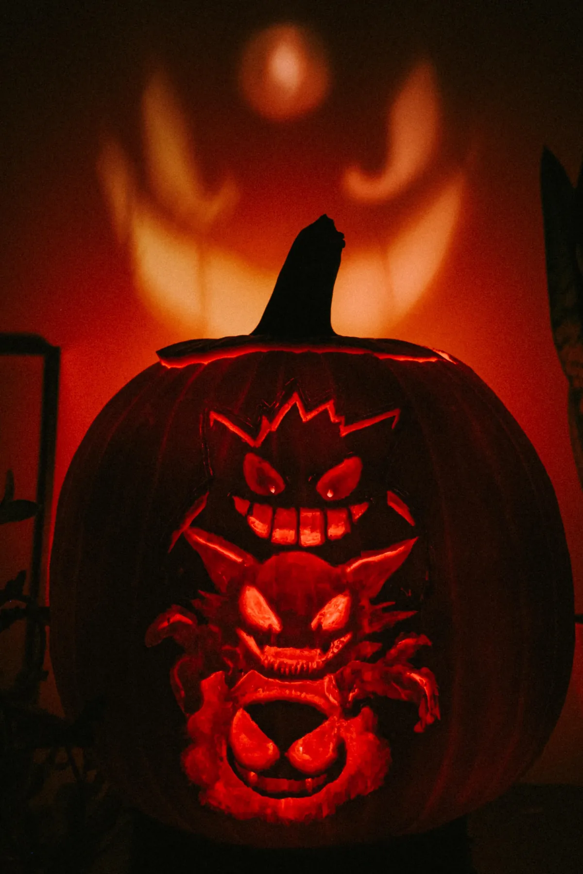 My fiancé is shy about her art and carved the coolest pumpkin I’ve ever seen so I wanted to show it off! 
