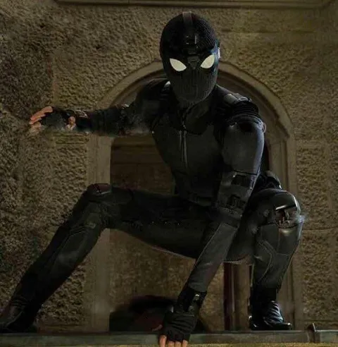 First Image of Stealth Suit Spider-Man in ‘Spider-Man: Far From Home’