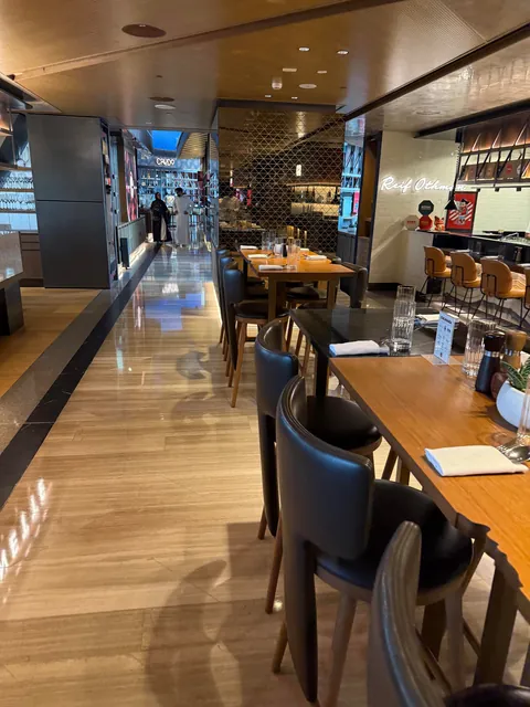 A food court suspended between two buildings 24 stories up in Dubai