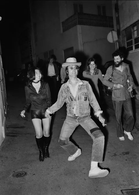 PsBattle: John Lennon and Yoko Ono walking