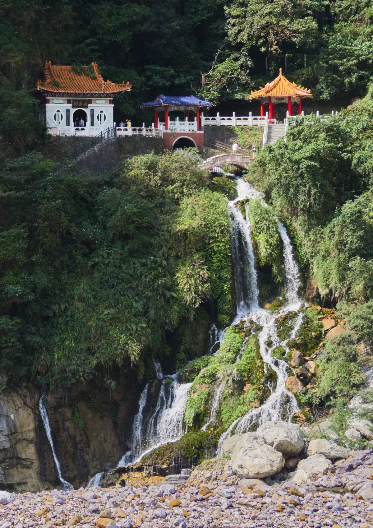 Eternal Spring Shrine, Taroko National Park, Taiwan [OC]
