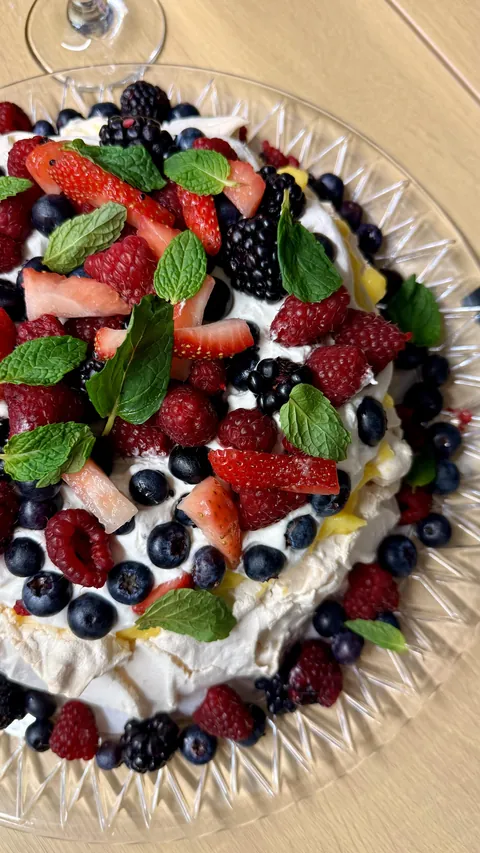 Homemade Pavlova with lemon custard &amp; fresh berries
