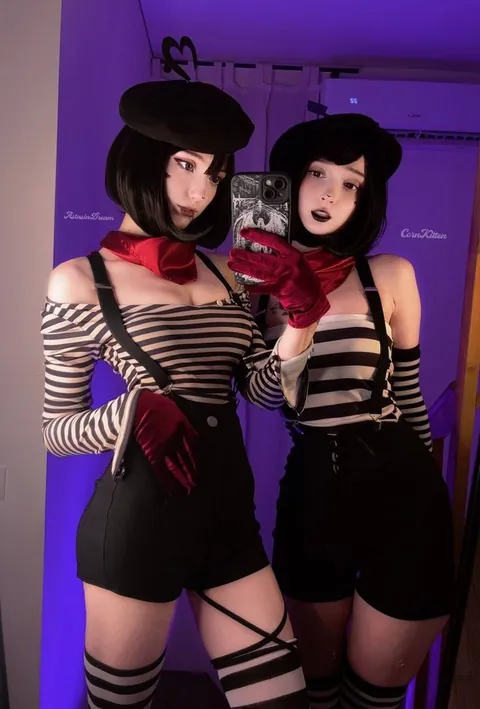 Feeling some urges cause of morning wood... Trying to resist those safe pics..