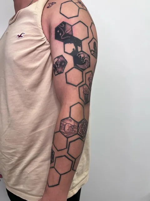 starting to fill my hexagon tattoos