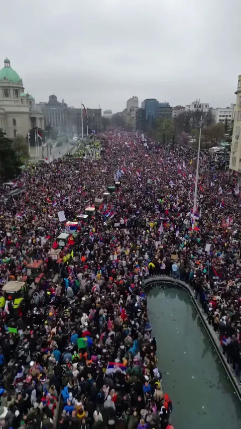 The largest protest against corruption in the history of Serbia happened today. It is estimated that 800 000 people attended the rally.