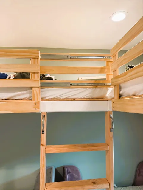 Suspended Kids Loft Beds
