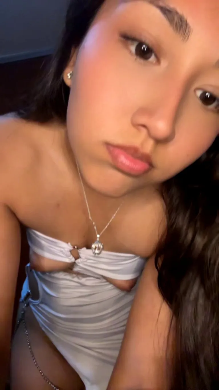 Fat ass, wet pussy, Latina heat...dripping for you.