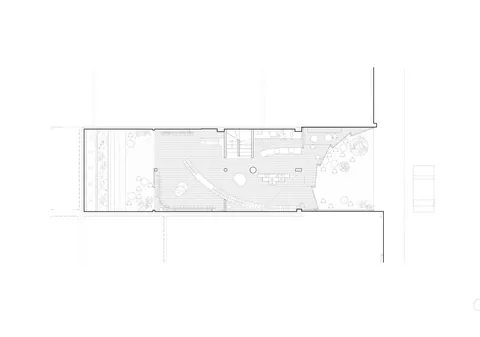 Store With A Gap by Studio Cadena