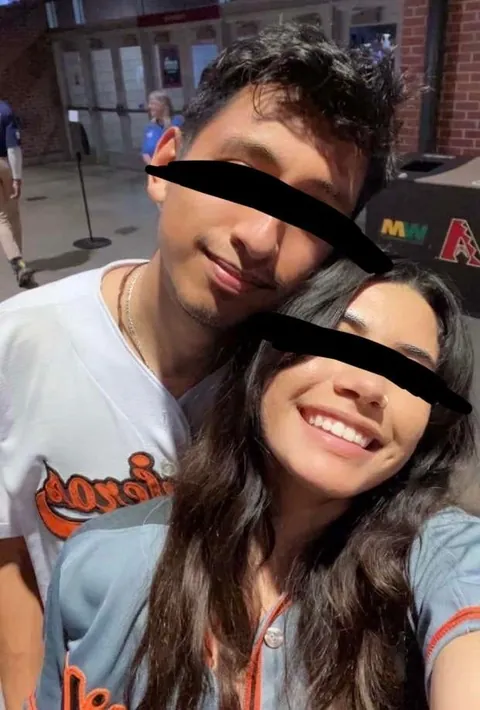 Visiting LA weekend of April 17-19. Hoping to meet a nice couple or bi girl to have a good connection with and some drinks [MF4MF] [MF4F] [26/25]