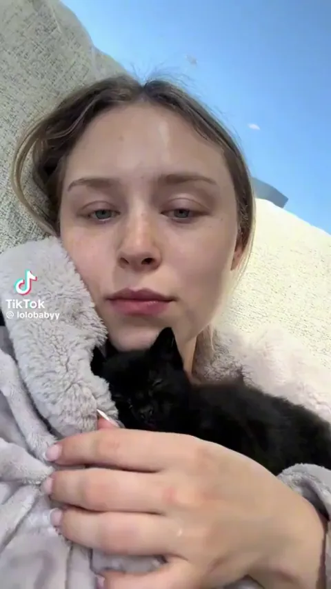 He only had enough battery for 4 meows