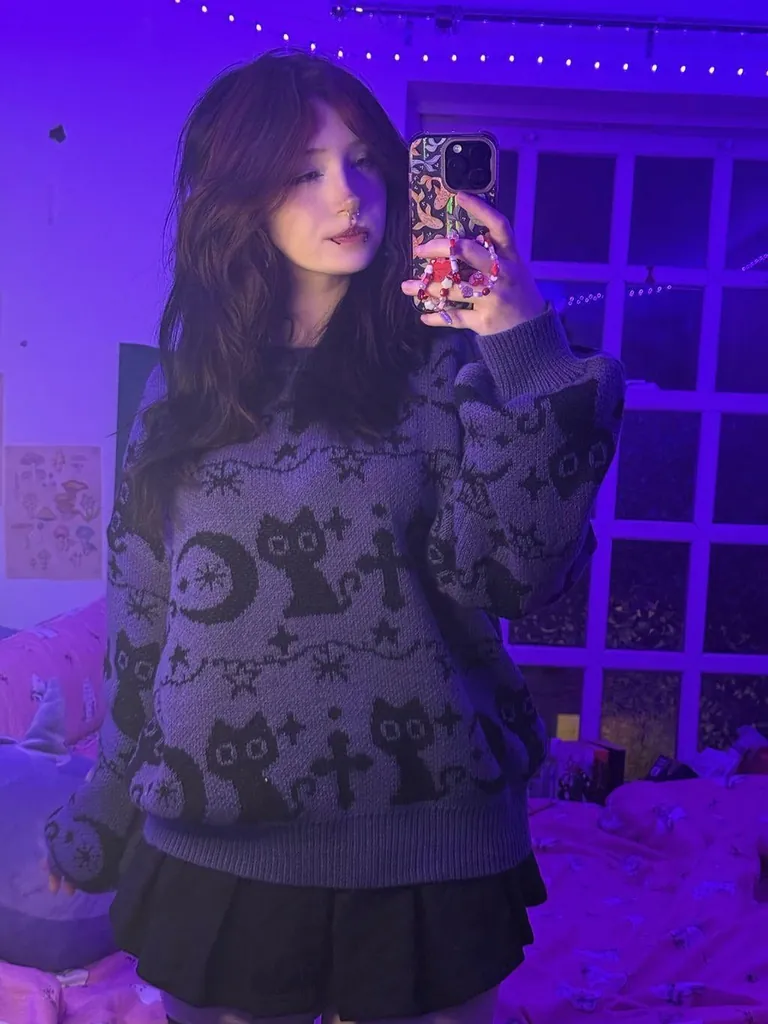 swipe to undress me :)