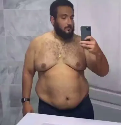 Photo a day timelapse of weight loss and muscle growth