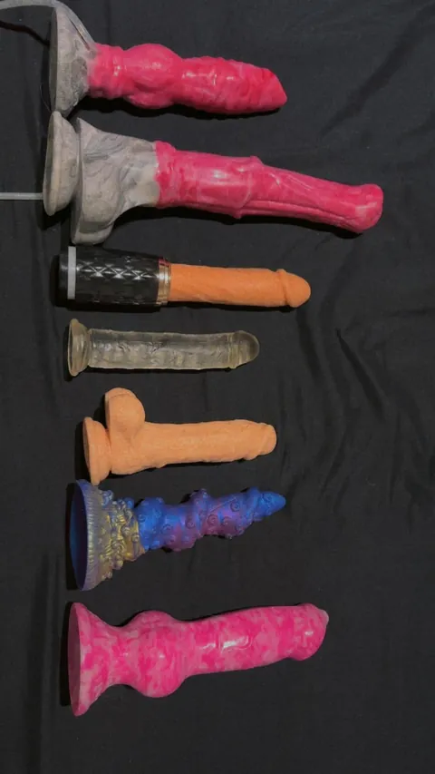 the face.. the toys, and the bussy 🤪🫶🏻