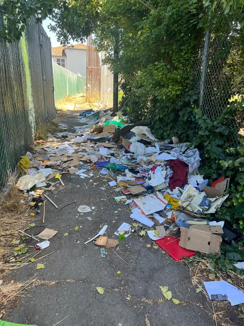 [OC] 3 months later and it’s still clean. I am glad to see people use this path again.