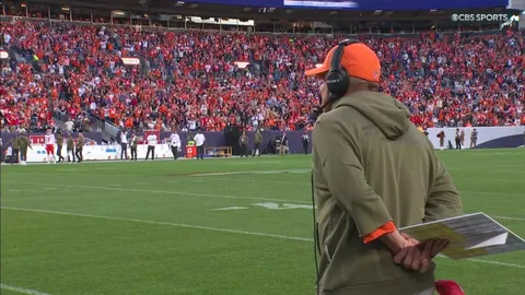 [Highlight] Sean Payton gets hit with an unsportsmanlike penalty for being in the way of a ref