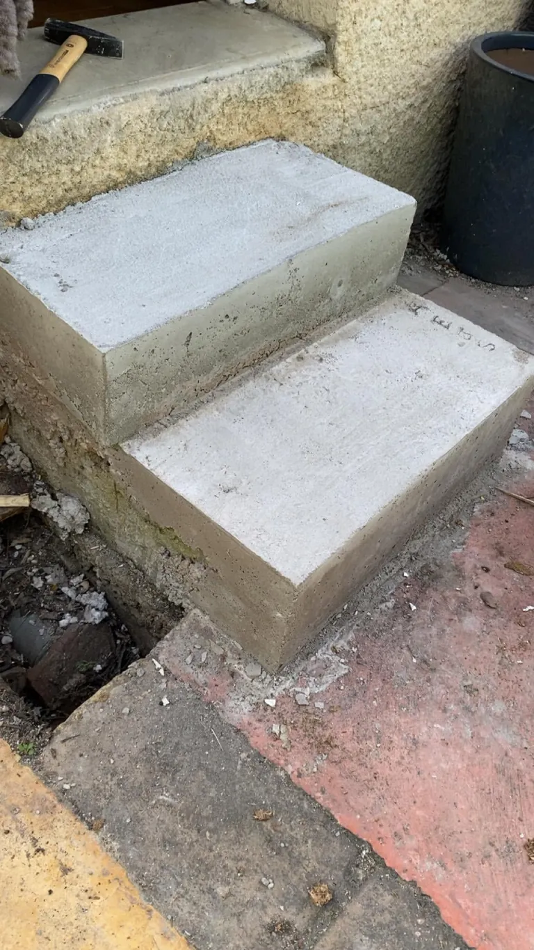 Premier travail de mon fils à la maison. C'est pas parfait mais j'en suis très fière !