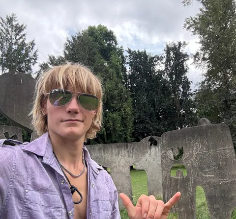 18 M: Let the burn begin