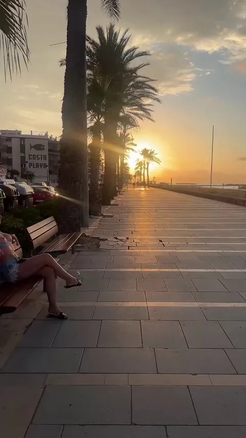 Come sit closer, the view is better