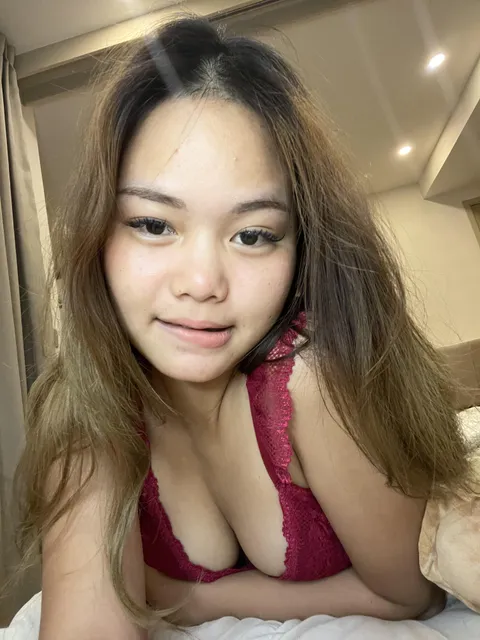 u need to fuck a thai slut atleast once in your life