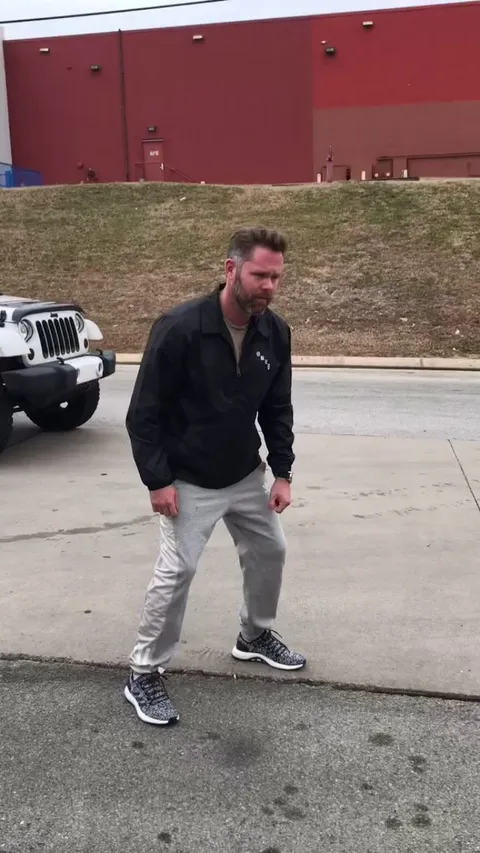 An officer claimed it was impossible for anyone to exit a car and get over the embankment in under 30 seconds — so Attorney Matt Brock from Chattanooga recorded this reenactment, proved him wrong, and won the case