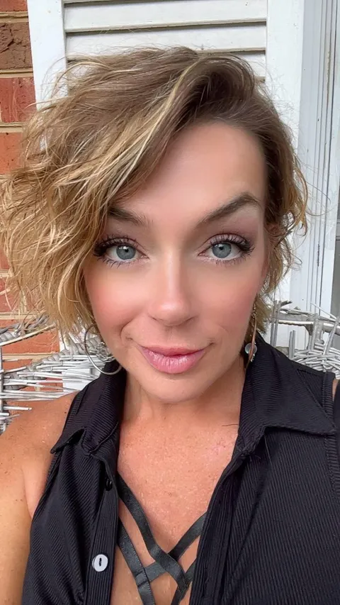 Hubby said to find someone to fuck me hard whilst he watches