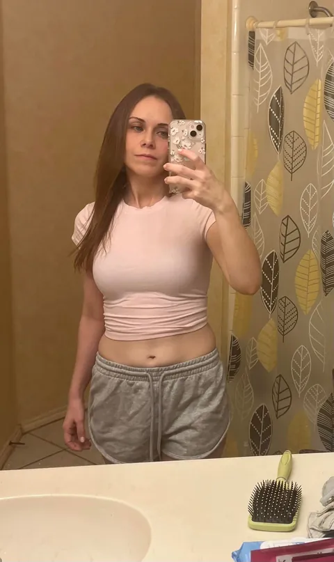 23f try and make it funny I need a good laugh 