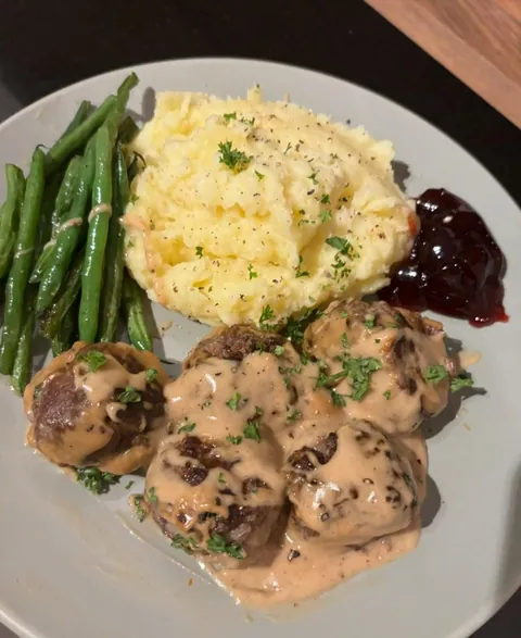 Swedish meatballs [homemade]