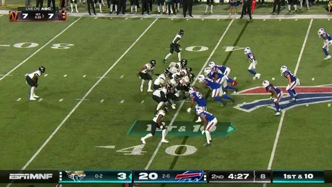 [Highlight] Damar Hamlin picks off Trevor Lawrence!