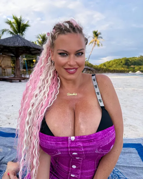 Do you like white beaches or brown hills?