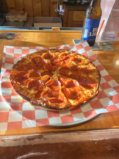 [I ate] a real south shore bar pizza