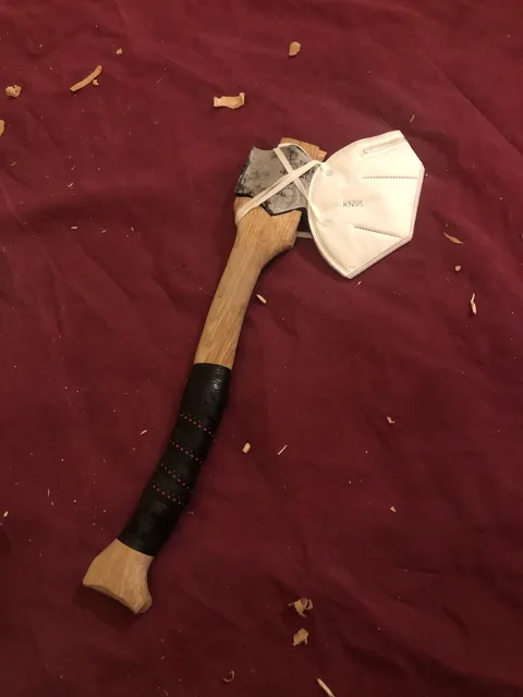 Use a mask to cover your hatchet and protect the blade, you, and your things!