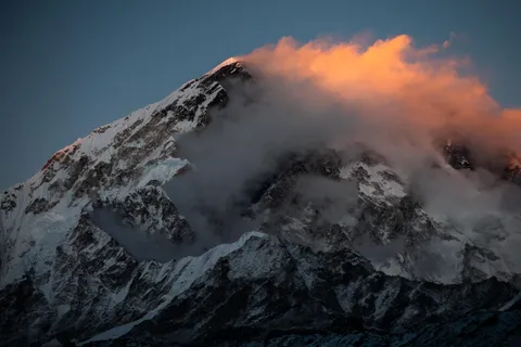 Nuptse (7861m), Khumbu Valley Nepal [OC] [5184x3456]