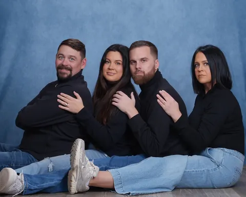 We finally did the awkward sibling photo sesh at JCPenny as a gift to our parents. 10/10 Recommend 🫶