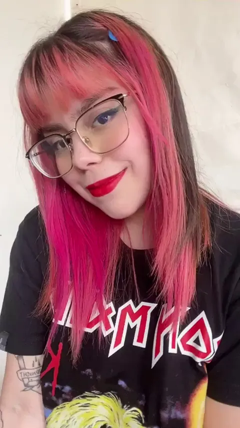 Drop any emoji if you'd once dream of fucking my boobs