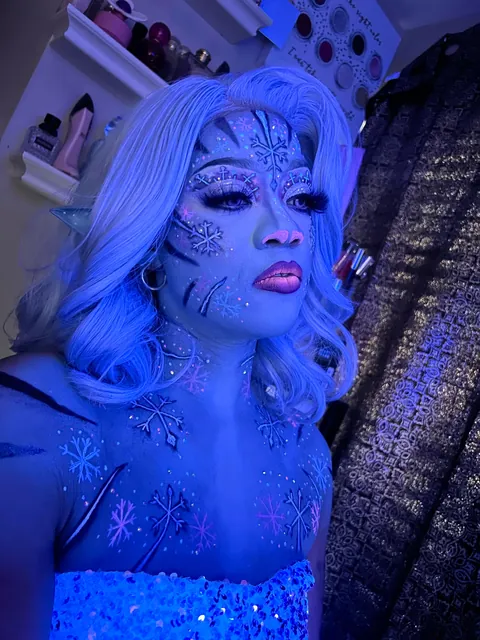 SNOWFLAKE AVATAR by Empress.Lane 🥰(me) OC