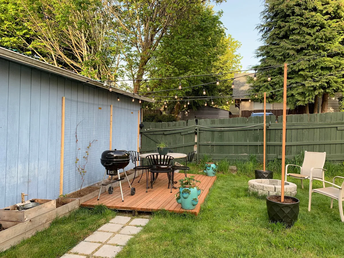 A few years ago my rotting fence fell over so I decided to build it back better.