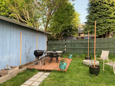A few years ago my rotting fence fell over so I decided to build it back better.