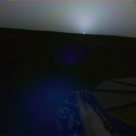InSight just captured a sunset on mars!