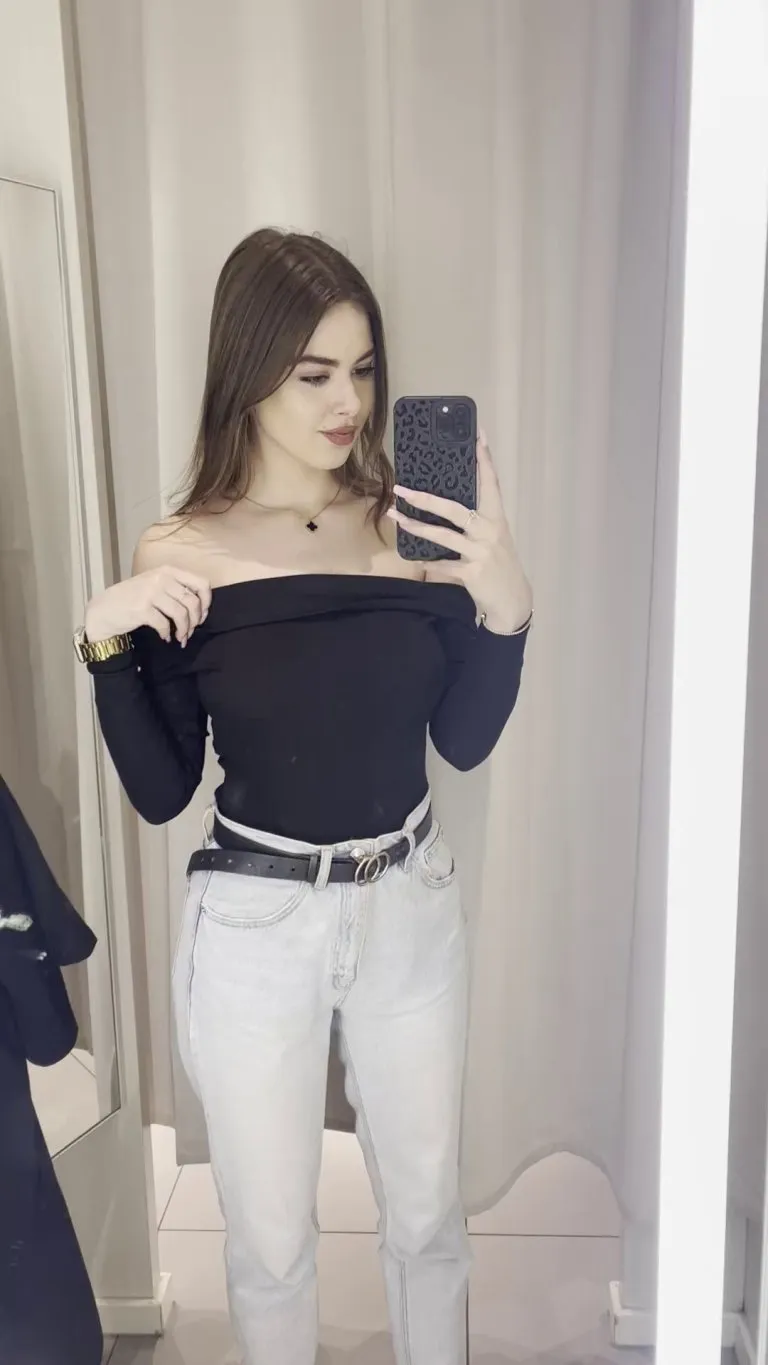 Why do fitting rooms make me so horny