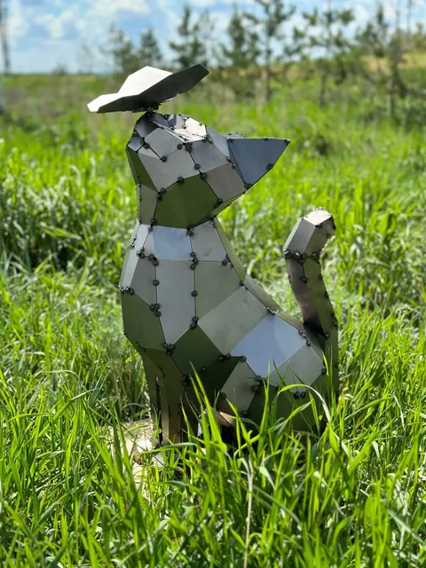 Polygonal sculpture "A cat and a butterfly", PolygonalMetal (Me), metal, 2024
