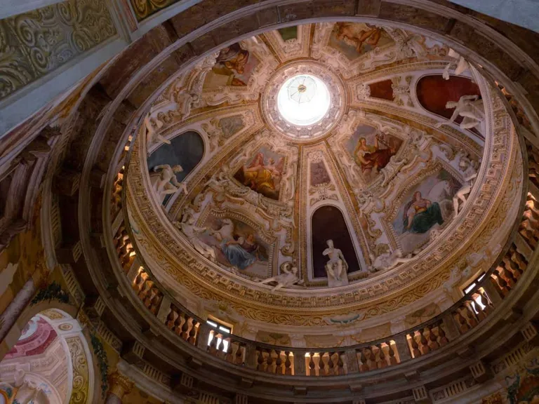 Villa Rotonda in Vicenza, Italy (1565-1605) by Andrea Palladio