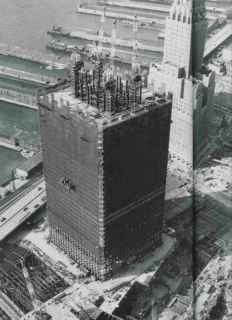 Is there any other building built like the WTC twin towers? is this type of structure still used today?