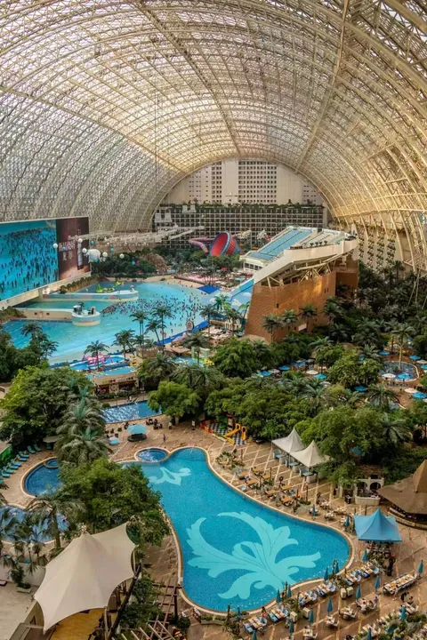 The world's largest single building - Chengdu Global Center