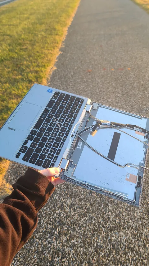 I spent all weekend and looked all over for classroom today for my chromebook...