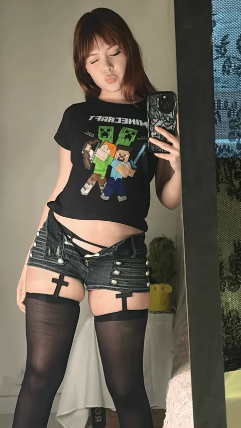 nude or nah?