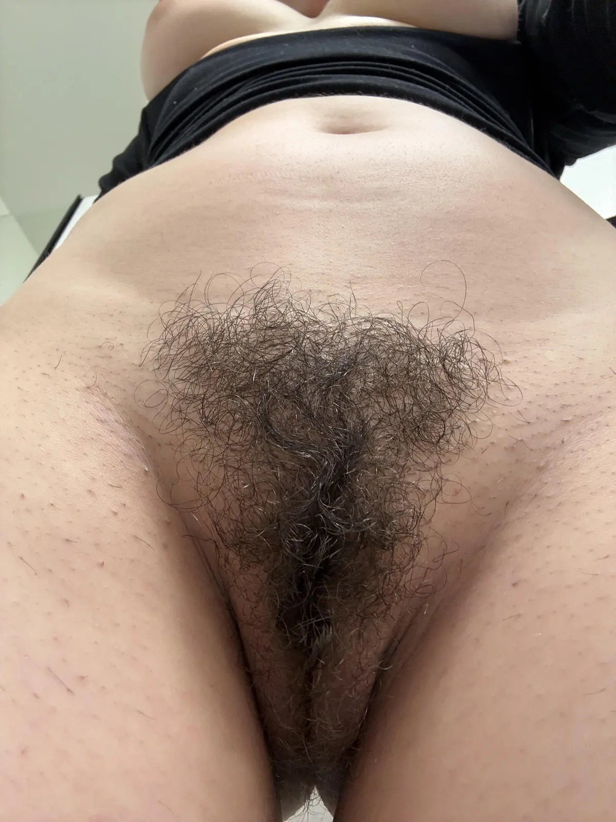 Hairy at the gym 